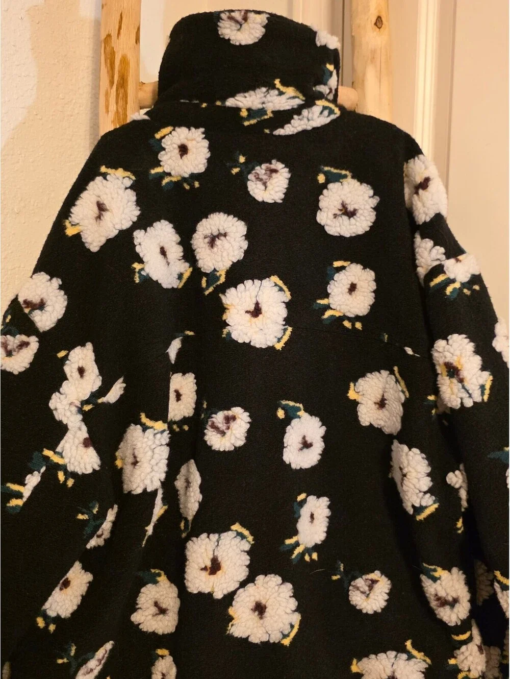 NWT Anthropologie Floral Sherpa Fleece Bomber Jacket Black White Daisy Medium M